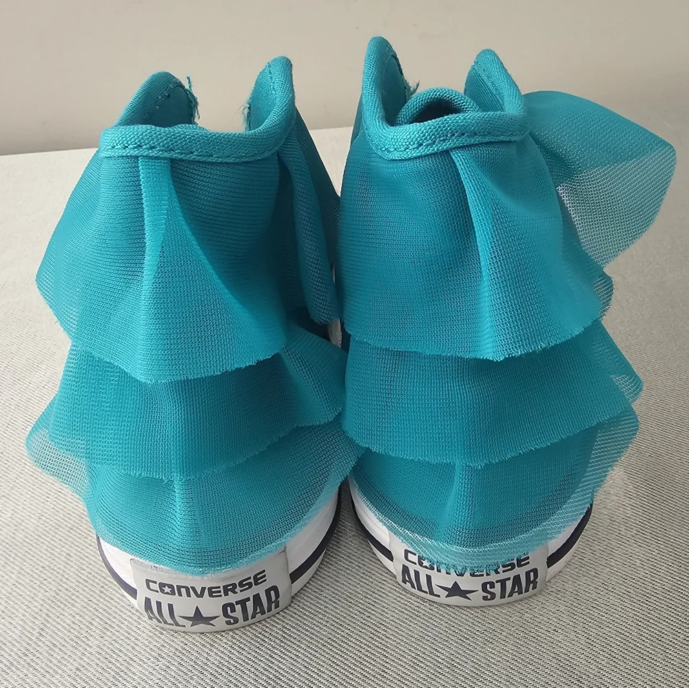 NWOB CONVERSE Block Party Navy & Teal Ruffle Toddler Girls Side Zip Sneakers